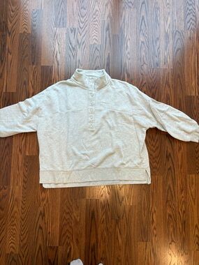 American Eagle Outfitters Light Heather Gray Henley Top